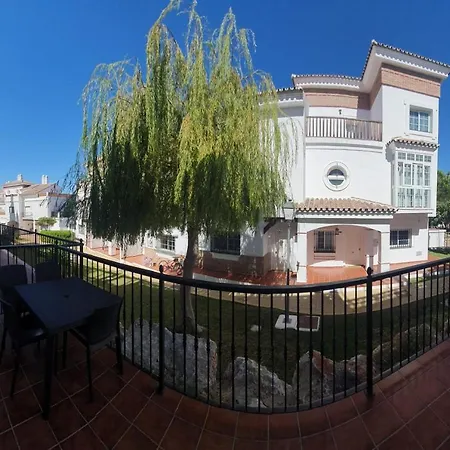 Tess Apartamento Ananda Lauro Golf Apartment *